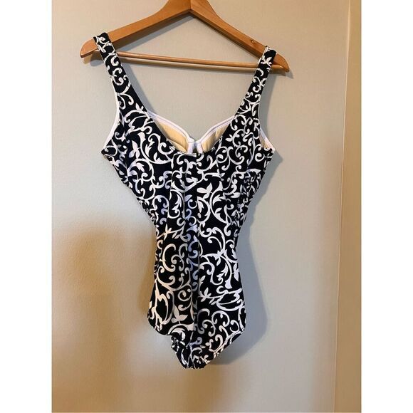 Miraclesuit 6 One Piece Swimsuit Colorblock Baroque Scroll Print Black Shaping - Picture 7 of 10
